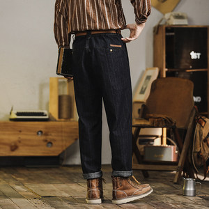 
American retro high-end striped casual pants for men in autumn and winter British yuppie Ami khaki jeans for men with velvet