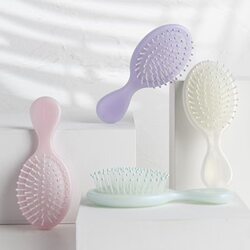 Cute Pearlescent Air Cushion Comb, Portable and Convenient, ins Household Combs for Girls and Students, Head Massage Mini Air Cushion Comb