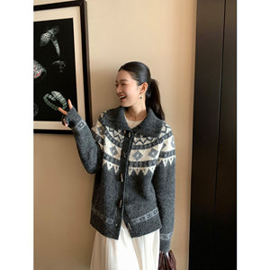 
pusumede retro fair island jacquard sweater cardigan women lapel horn button jacket design knit top