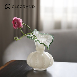 Light Luxury and High-End Green Pumpkin Glass Vase Ornaments, French Retro Living Room Desktop Water-Cultured Flower Arrangement Decorations