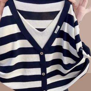 Fake two-piece knitted sweater ice silk short-sleeved T-shirt for women 2026 summer new style loose large size women's clothing popular style