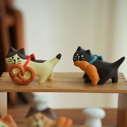 Cute Days Japanese-Style Resin Small Ornaments ins Cat Bread Baking Cute Coffee Shop Decoration Gift