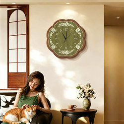 French Retro Living Room Clock Decorative Painting, Antique-Style Dining Room Clock, Wall-Mounted Creative Tv Background Home Wall Clock