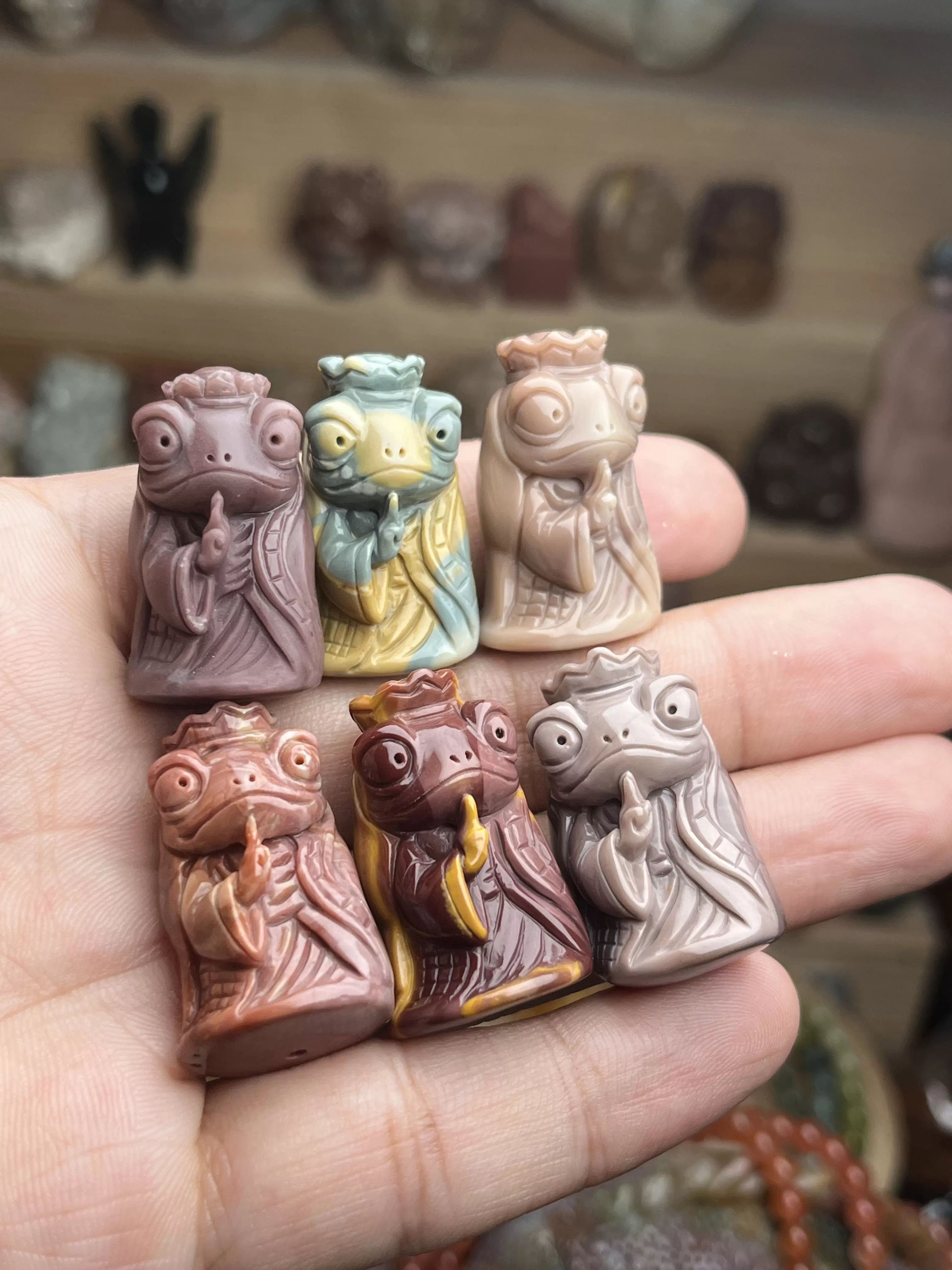 阿拉善玛瑙雕刻宝宝佛