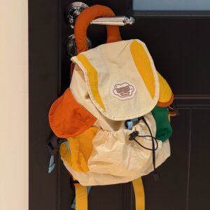 
Children's schoolbag 2025 new lightweight boys and girls high-value casual lightweight travel fashion mountaineering backpack