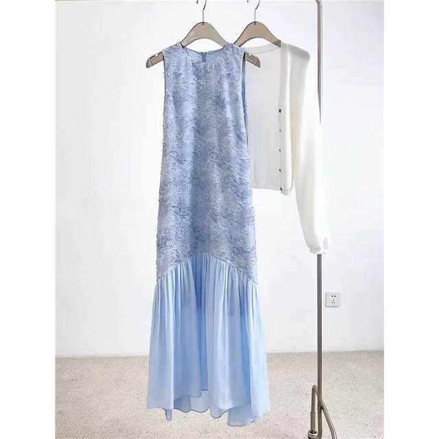 French high-end temperament blue sleeveless dress for women 2025 summer new casual irregular splicing long skirt