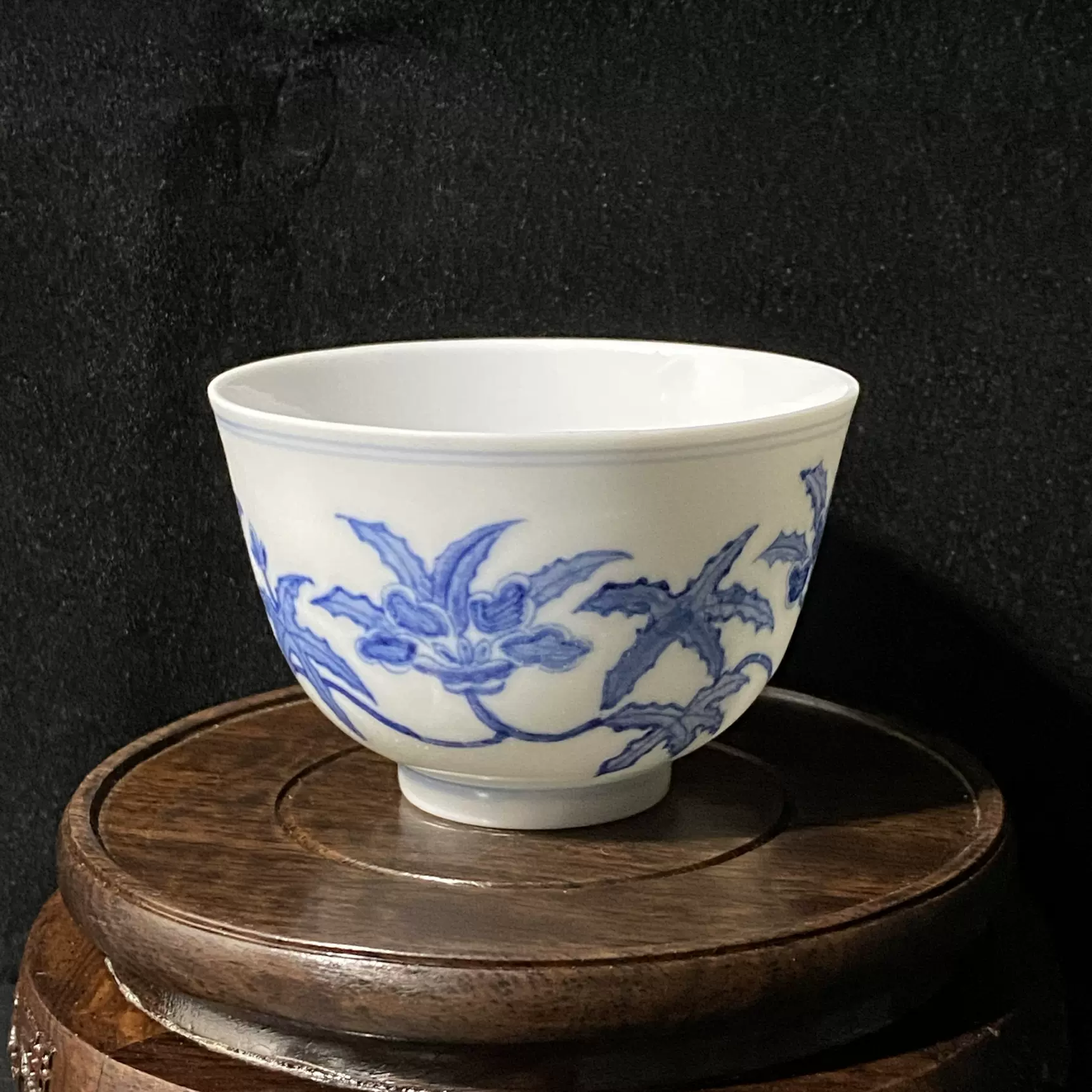 明 成化年製款 古陶磁器 黄地青花人物紋 茶台』極細工 骨董品 古賞物 中国古玩 ほど遠い 中国古美術 売買されたオークション情報 落札价格 【au  payマーケット】の商品情報をアーカイブ公開