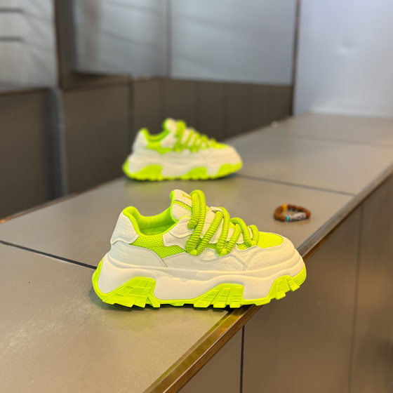 
Thick-soled low-top shoes, handsome, fashionable, casual, versatile, lace-up design, popular men's shoes of the same style as Internet celebrities, new spring style