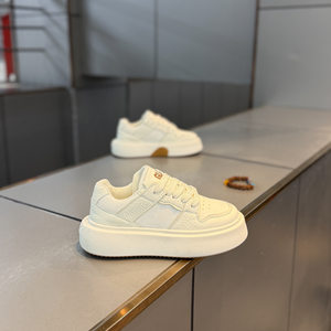 
Low-cut shoes, thick-soled lace-ups, color-blocked white shoes, popular men's shoes, high-end Internet celebrities, same style men's shoes, trendy shoes