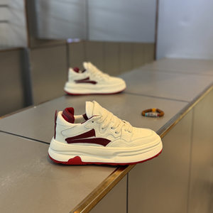 
Simple design, popular men's shoes, white shoes, fashionable, casual, versatile, trendy men's shoes, same style as Internet celebrities, light luxury