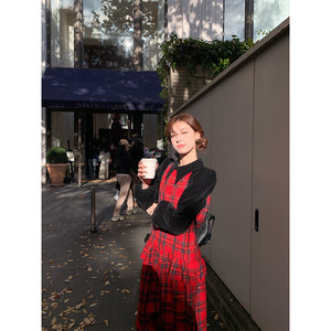 
SourceWithU[Out of Print Private Server]Kiki's Delivery Service Red Plaid Festive Vest Dress A-Line Long Skirt