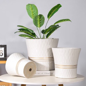 
Ceramic flowerpots with extra large light luxury high-end feel with tray Modern simple European desktop green plant home interior