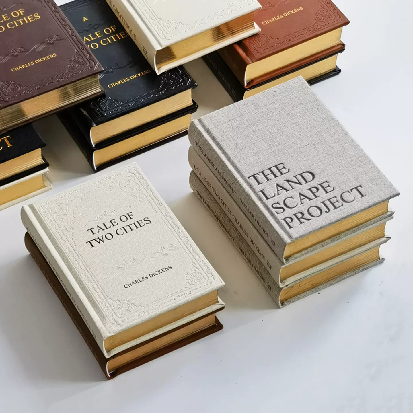 皮面金边小本英文装饰真书样板房复古陈列咖啡服装店