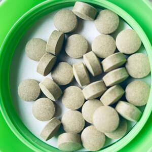 
Luo Zhonghang's special dietary tablets, yam and black bean tablets, old style tablets, granular food, popping and puffing are not smooth 540 activities
