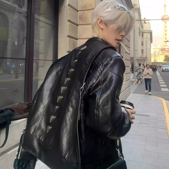 
Silver dragon spine three-dimensional structure leather stand-up collar motorcycle jacket for men and women autumn American retro design shoulder pad leather jacket