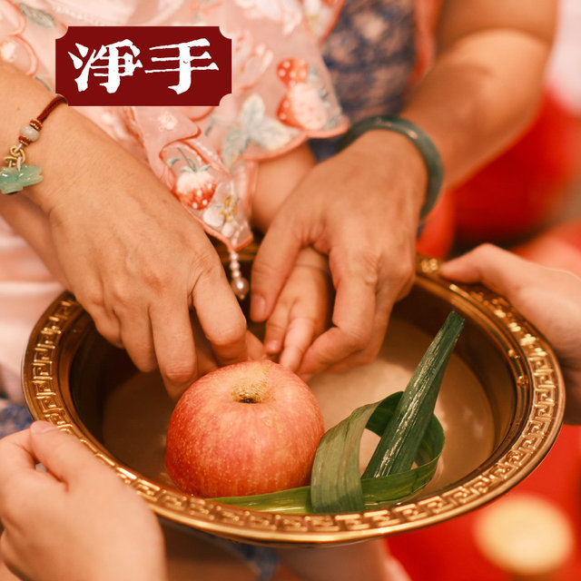 One-year-old supplies to catch the baby's first birthday, washbasin, baby's first-year banquet props, Qizhi gong, household baby washbasin