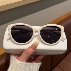 Kellen Dany France [Designer] Fashionable Milky White Cat-Eye Sunglasses New High-End Sunglasses