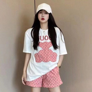 
Casual sportswear suit for women 2026 summer fashionable and fashionable women's bear short sleeves + shorts two-piece set