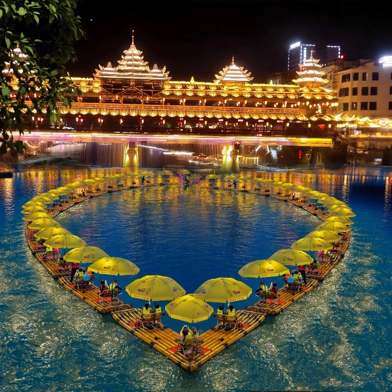 恩施三日游纯玩大峡谷屏山梭布垭腾龙洞地心谷宣恩清江3天2晚旅游