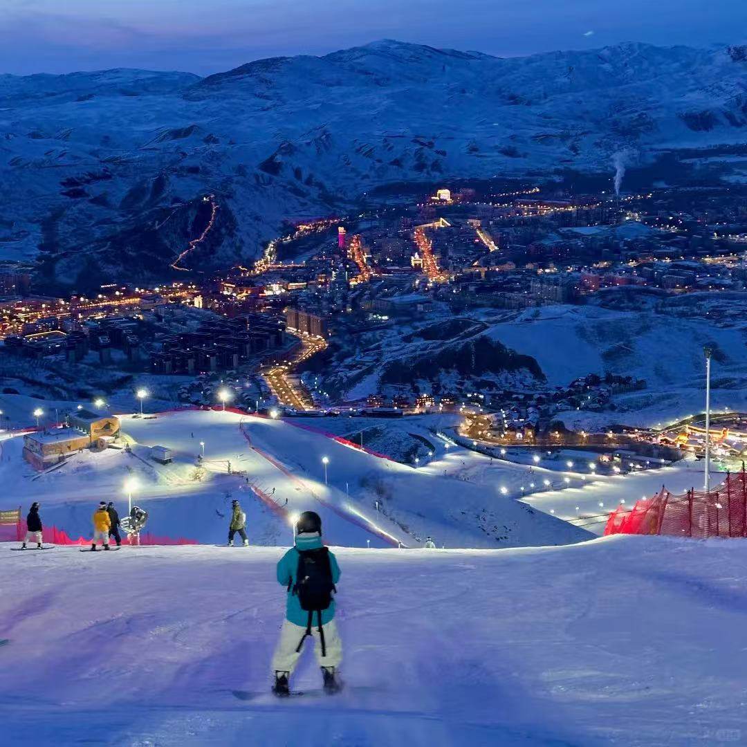 北疆8日环线|童话双湖+大七座专车 享赛湖日出/沙漠派对/禾木篝