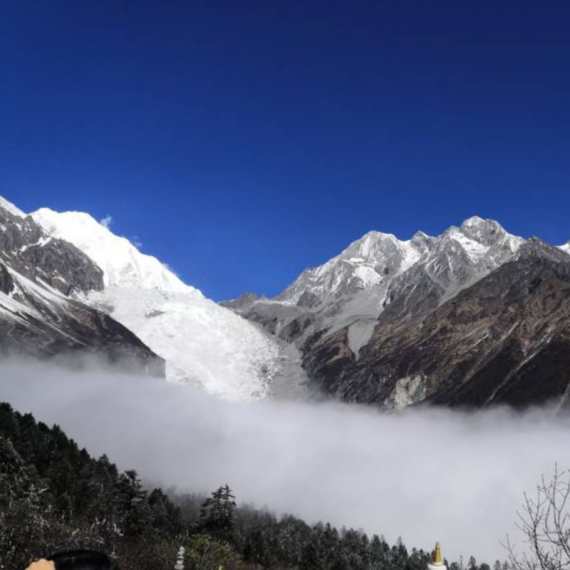 四川成都出发到海螺沟泸定桥二日游泡天然温泉可选8人小团