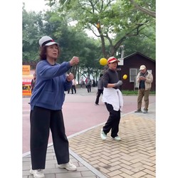 Boxing Reaction Ball Head-Mounted Fitness Ball for Middle-Aged and Elderly People to Exercise Their Bodies, Sports Equipment for Adults, Training Rebound Ball