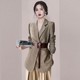 Slim fit plaid short blazer for women 2025 autumn new versatile tops for women's spring and autumn woolen coat
