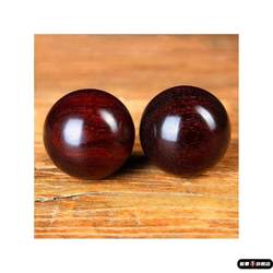 Small-Leaf Rosewood Health Ball, Fitness Ball, Hand-Held Spinning Ball, Rehabilitation Ball for Middle-Aged and Elderly People, Massage and Play, Solid Spinning Ball