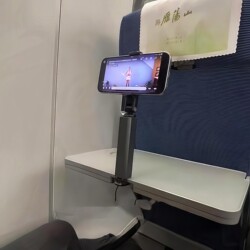 Travel Phone Holder for High-Speed Rail, Airplane, Portable Desktop, 360-Degree Rotating, Telescopic, Train, Business Trip, Binge-Watching Gadget