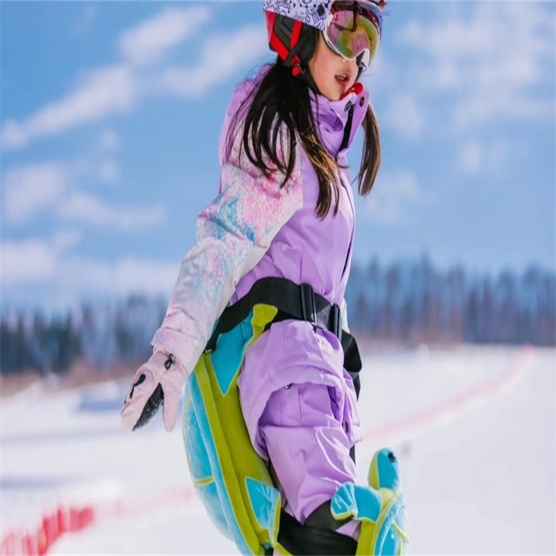 神农架滑雪5天4晚包车游/国际/中和滑雪/神农架/祭坛/两坝一峡5钻