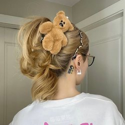 Beanie Teddy Bear Plush Ab-Sided Hair Clip for Women, Autumn/Winter 2025 New Niche Design Bear Hair Clip Shark Clip