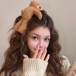 Cute Cartoon Teddy Bear Plush Hair Clip 2025 Autumn and Winter New Style Shark Clip Playful Girly Hair Accessory for the Back of the Head