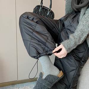 
Black ribbed lined down pants for women in winter, elastic waist warm cotton pants for outer wear, casual straight-leg loose wide-leg pants