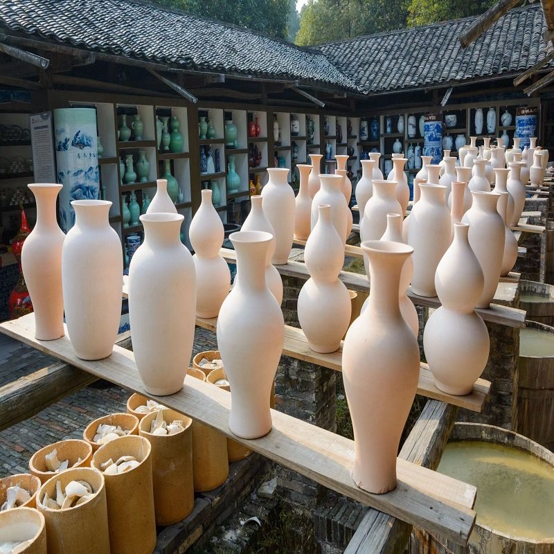 高铁往返江西旅游庐山景德镇婺源篁岭三清山龙虎山7天6晚跟团游到