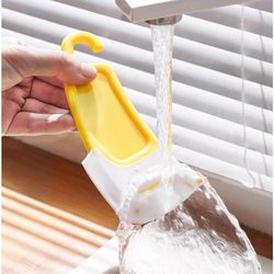 Yellow Silicone Scraper, Kitchen Stove and Pan Bottom Cleaning Soft Scraper, High Temperature Resistant Scraper Kitchen Tool