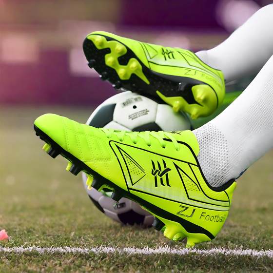 Cross-border foreign trade high-top football shoes for men and women, children's football shoes, college students' indoor non-slip football game training shoes