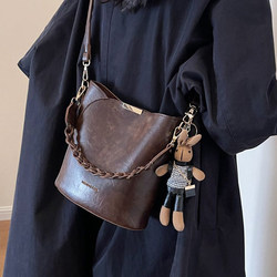 Official Website Small C&K Bucket Bag Women's 2026 New Autumn and Winter Crossbody Bag High-End Handbag Commuter Women's Bag