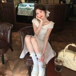 French-Style Rich Girl Doll Collar Dress for Women, Summer Miu Style, Very Pretty, Preppy Style, Waist-Cinching Princess Dress
