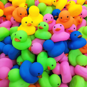 Pinching the green color duckling male female female female female play water vocal, duckling duckling children, baby baby babies bath toys