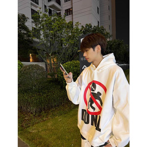 
National trend American retro heartbreaking letter hooded sweatshirt men and women autumn and winter plus velvet loose high street couple hoodie coat