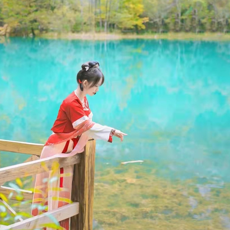 九寨沟黄龙四姑娘山双桥沟都江堰5星希尔顿4天3晚私家团1单1团