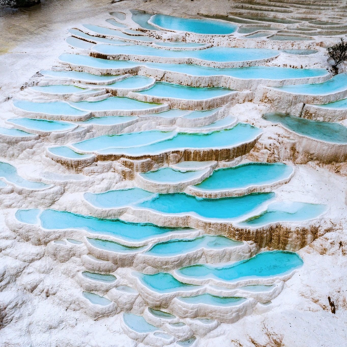 香格里拉梅里雪山虎跳峡徒步5天4晚私家团 住既下山+墨野悬崖酒店