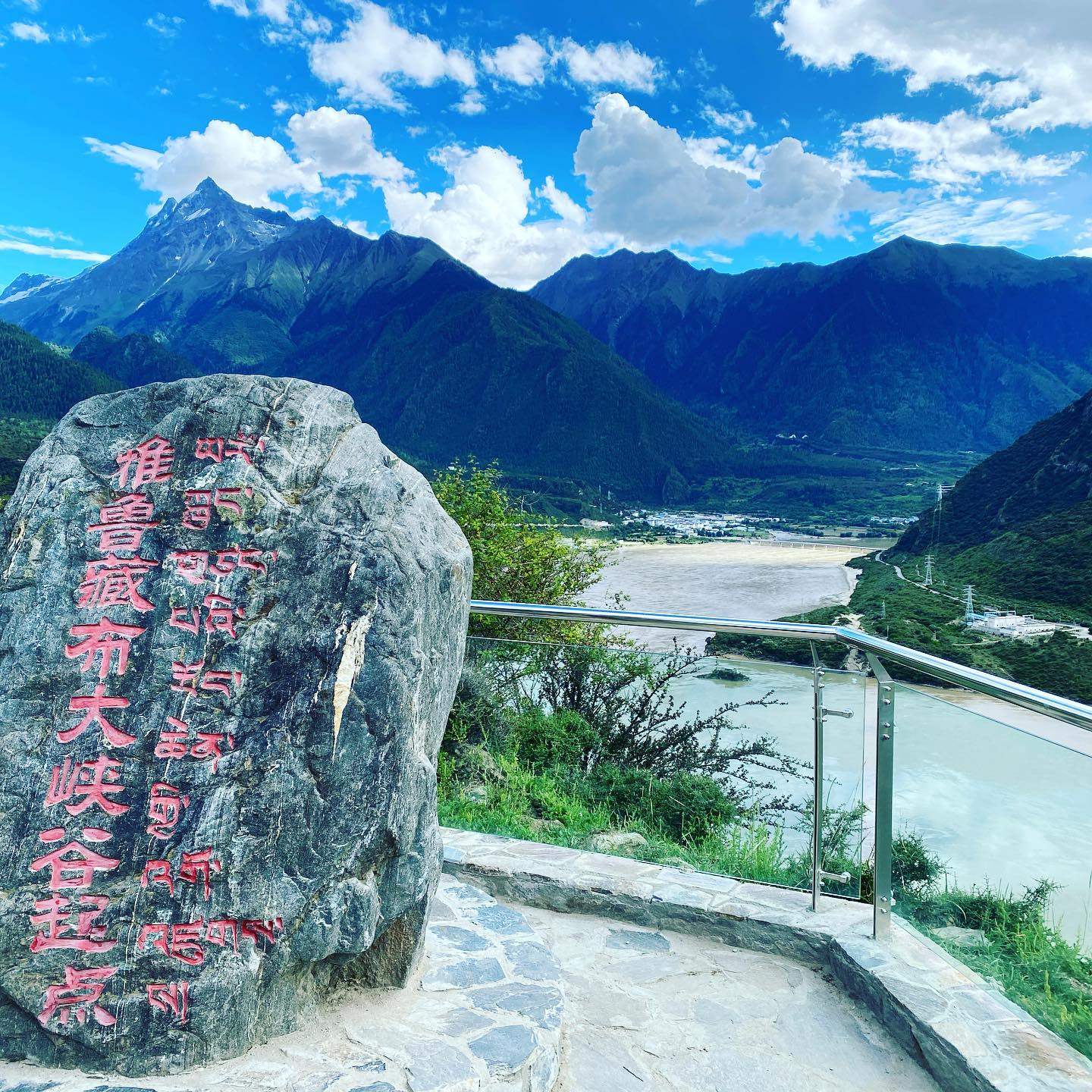 西藏林芝波密来古冰川6天5晚私家团然乌湖巴松措南迦巴瓦峰越野车