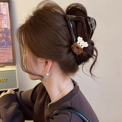 Cartoon Puppy Triangle Hair Clip for Women, Large Size Hairpin, 2026 New Model, High-End Shark Clip, Cute Hair Accessory for Thick Hair