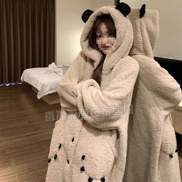 
Winter Bear Coral Velvet Pajamas Women's Autumn and Winter 2025 New Plus Velvet Thickened Pajamas Robes Home Clothes Winter