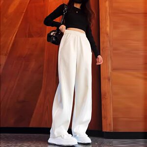 
White Velvet Wide Leg Pants Women's Autumn and Winter 2026 New Casual Pants Sweatpants Scimitar Banana Pants Sweatpants