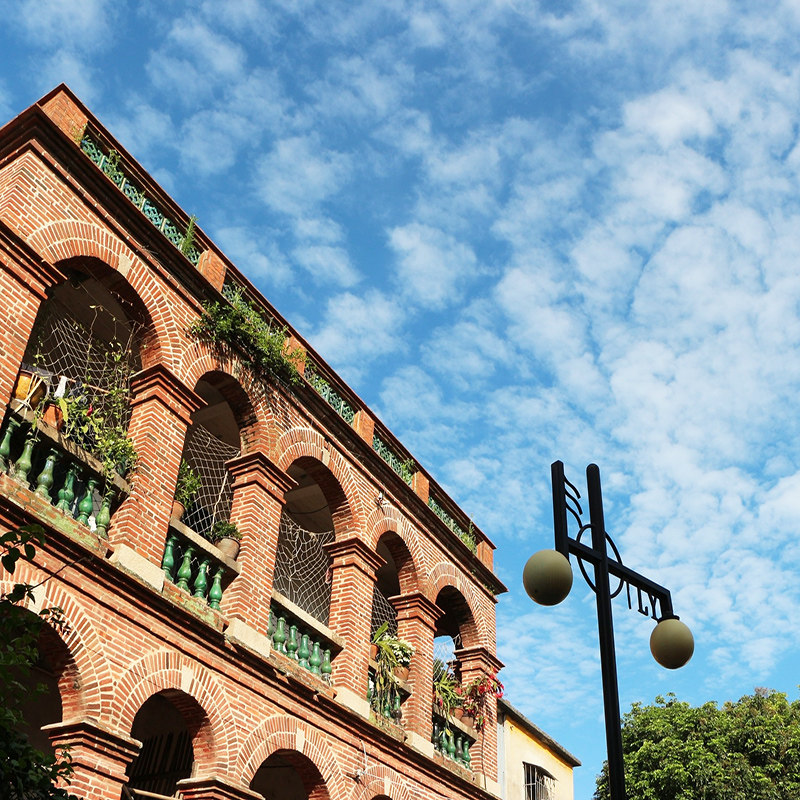 厦门鼓浪屿武夷山南靖云水谣土楼泉州10天9晚跟团游 厦门进出旅游