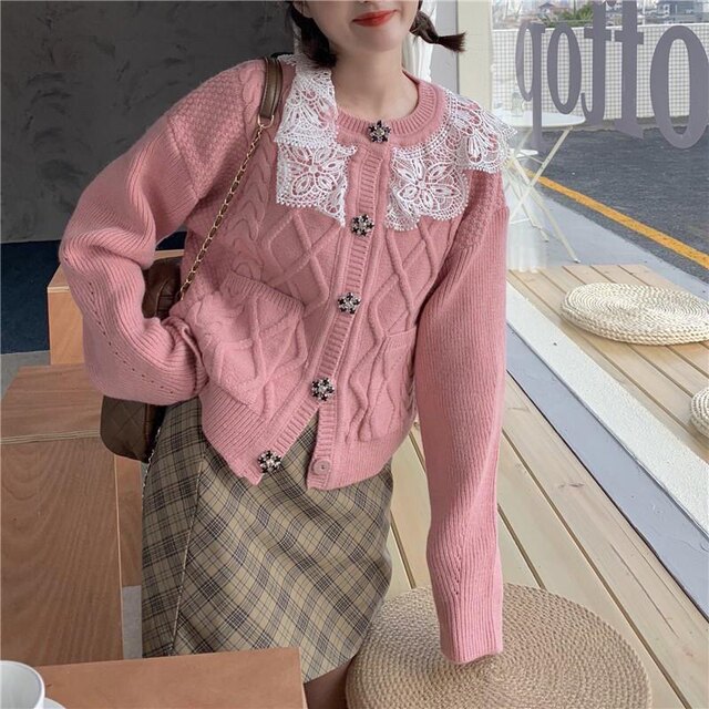 Lane large lapel sweater female autumn 2021 new French retro cardigan lazy wind doll collar sweater
