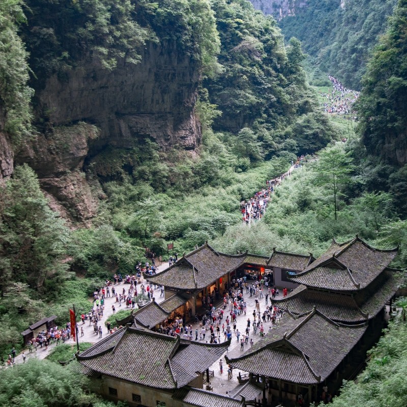 武隆仙女山+芙蓉洞+天生三桥地缝乌江画廊经典路线纯玩二日跟团游