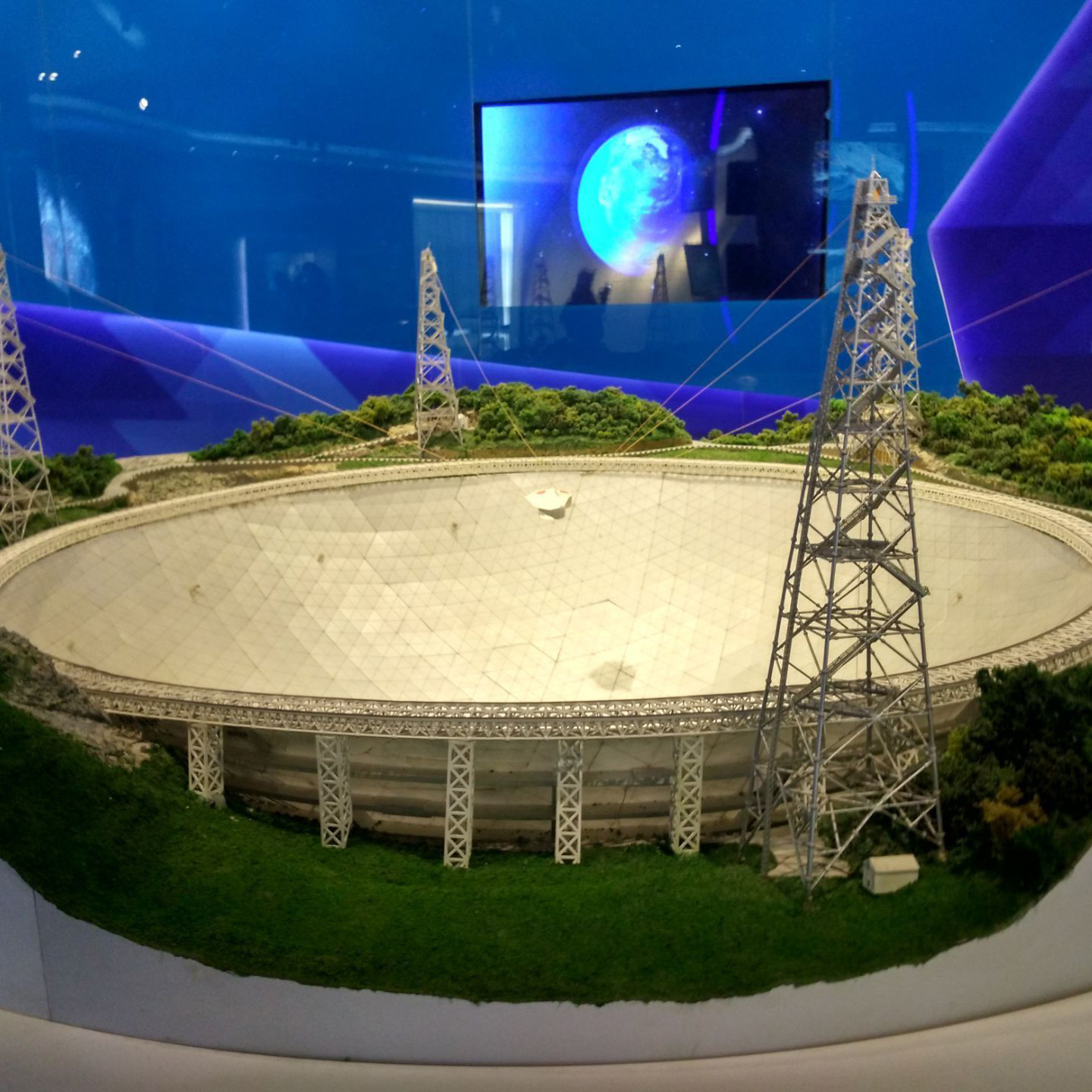 亲子贵州旅游5天4晚自由行天眼黄果树荔波大小七孔西江苗寨旅行